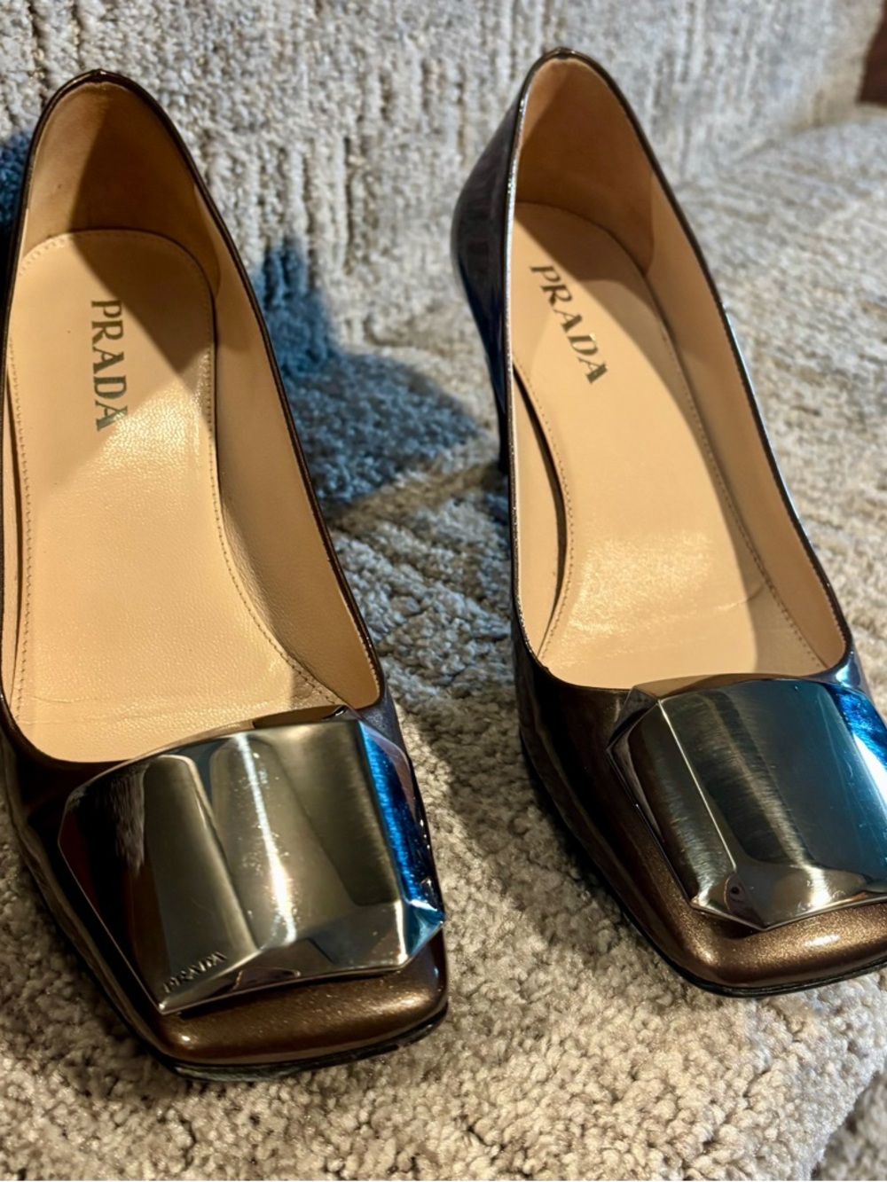 Prada Metallic-Buckle Brown Leather Pumps size 35 1/2